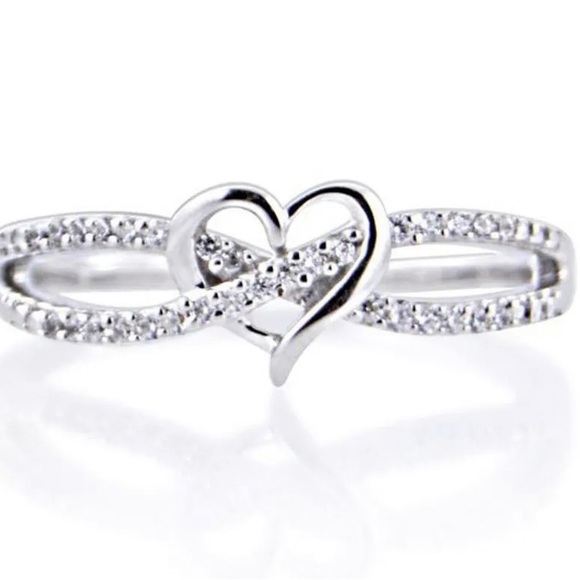 Infinity Heart Cross Ring - Picture 2 of 4